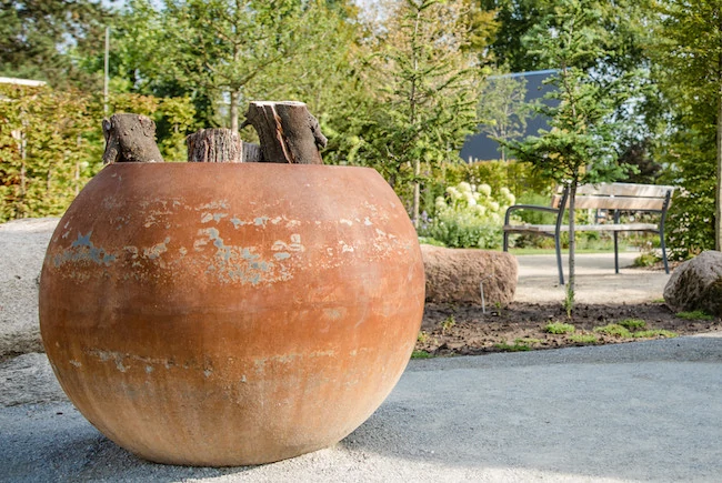 Feuerschale als Feuerkugel aus Stahl