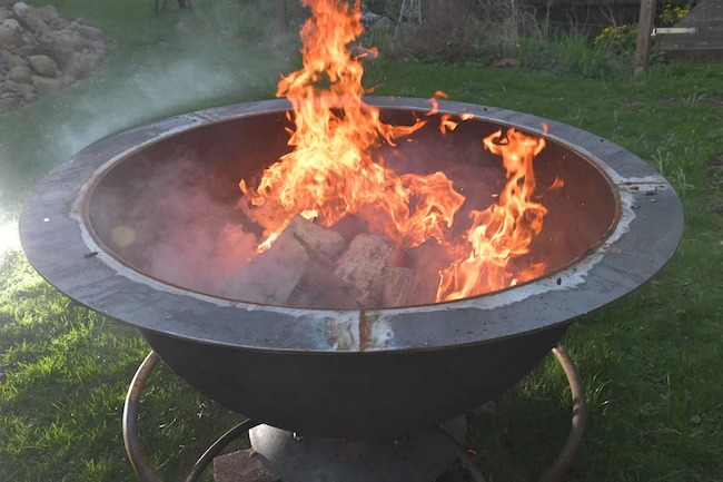 Feuerschale 120 mit Fußwärmer